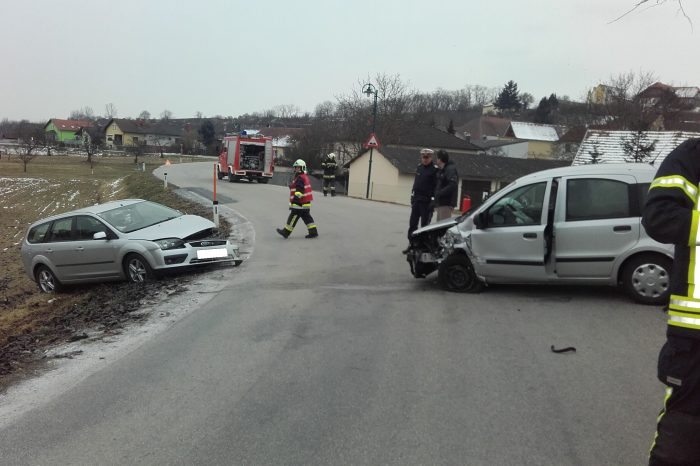 Verkehrsunfall auf der L55 in Zeiselberg