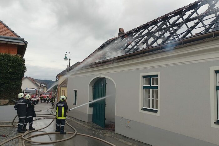 Dachstuhlbrand in Mollands