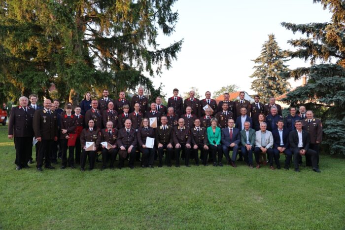 Abschnittsfeuerwehrtag der 25 Feuerwehren des Abschnittes Langenlois in Kamp