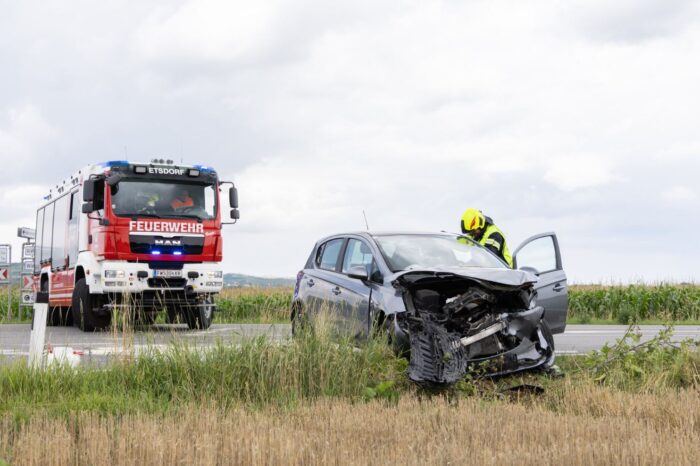 Fahrzeugbergung nach Verkehrsunfall